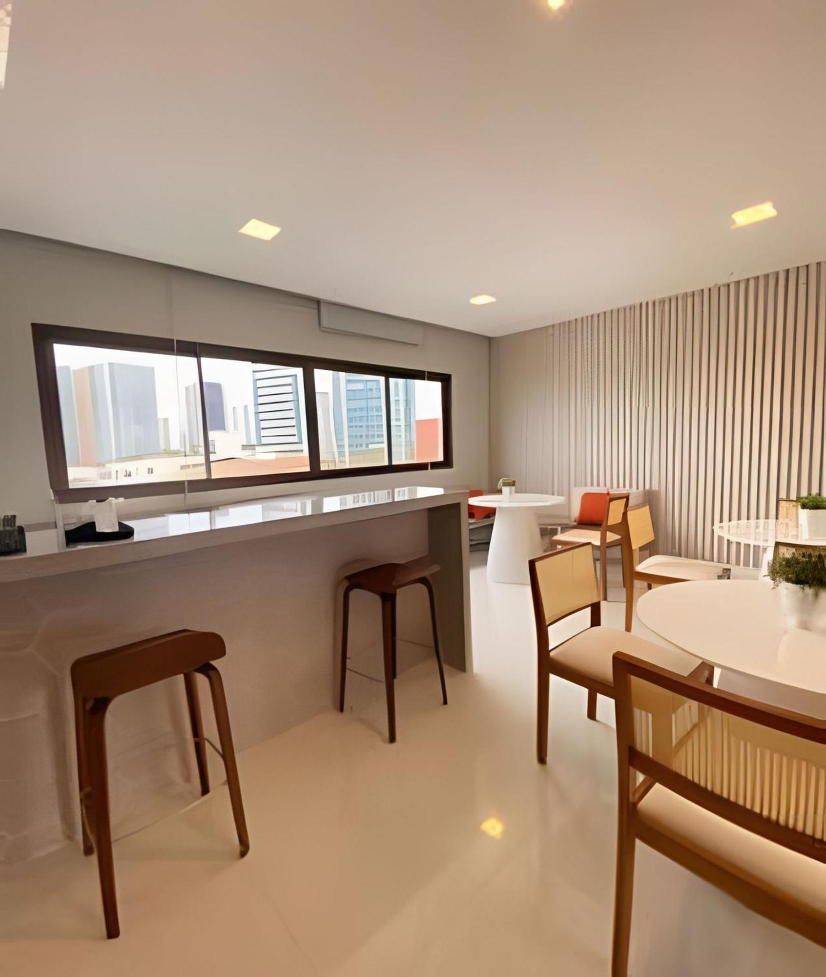 H.e 301 - Lindo Com Varanda - Caminho Arvores Apartamento *